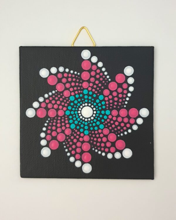 De Energie Buddha - Mandala Dot Painting - Klein canvas met ophanghaakje - Wieken Schilderij klein - Roze