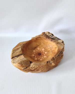 Gerecyclede houten kom met bruine mandala